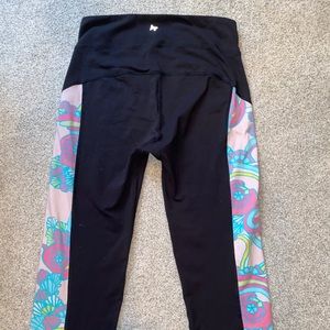 Lilly Pulitzer Crop Luxletic Leggings | Sz Small